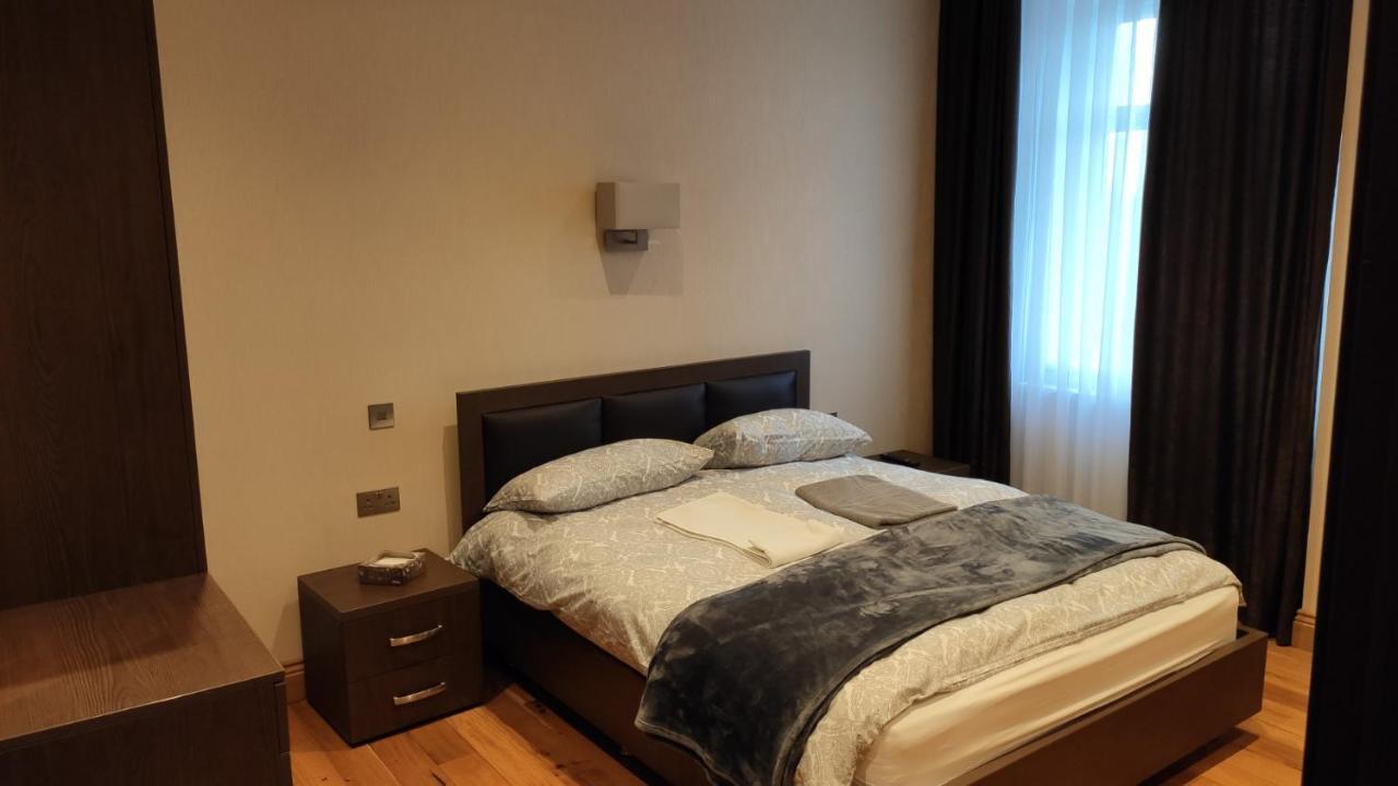 Oyo The Kilburn Arms Bed & Breakfast London Eksteriør bilde